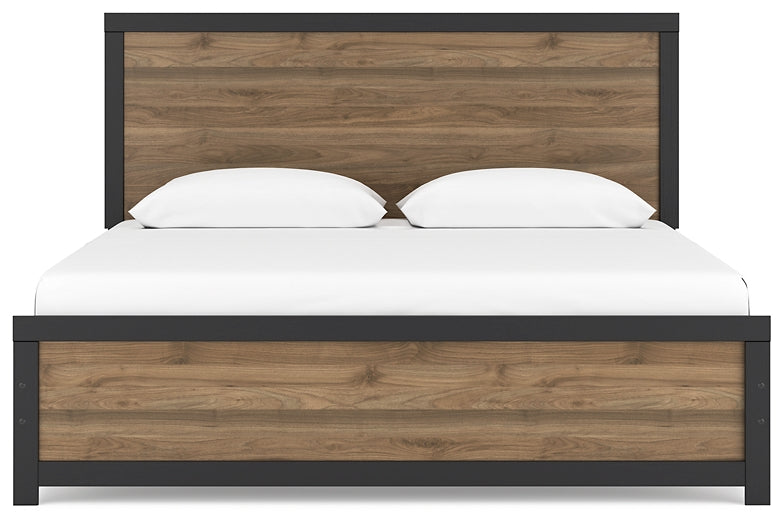 Vertani King Panel Bed with Dresser and Nightstand