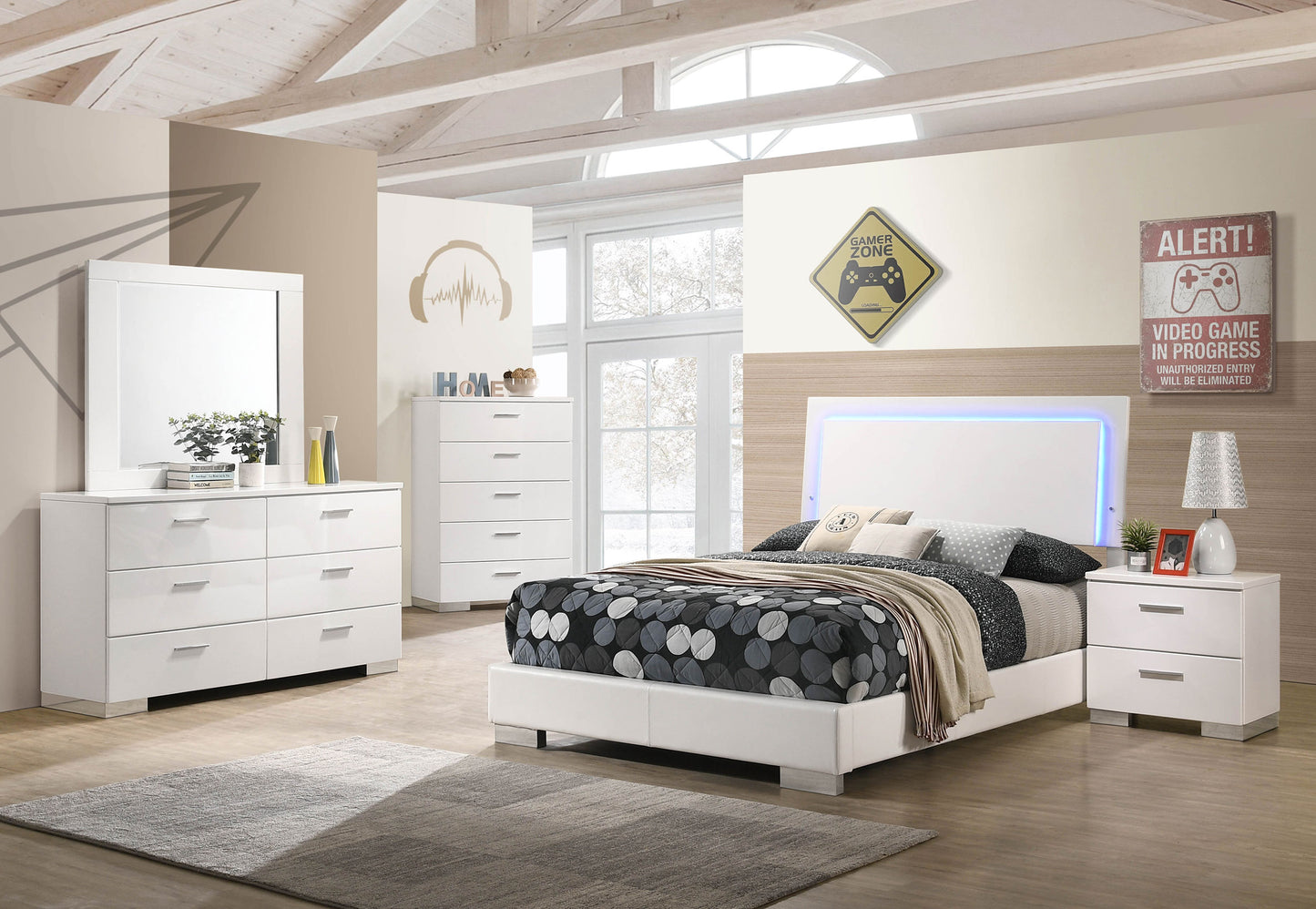 Felicity 5-piece Full Bedroom Set White High Gloss